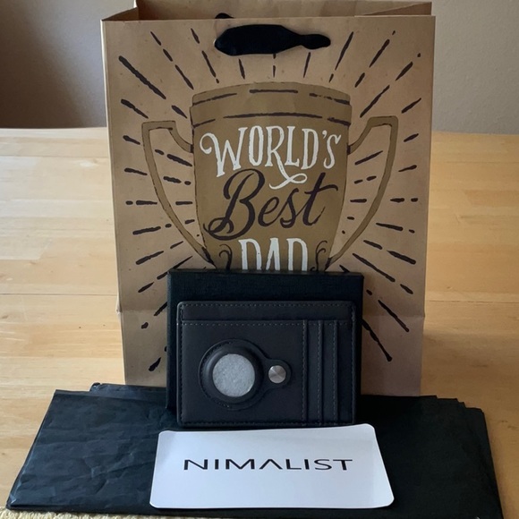 NIMALIST LEATHER AIRTAG WALLET - Picture 5 of 16